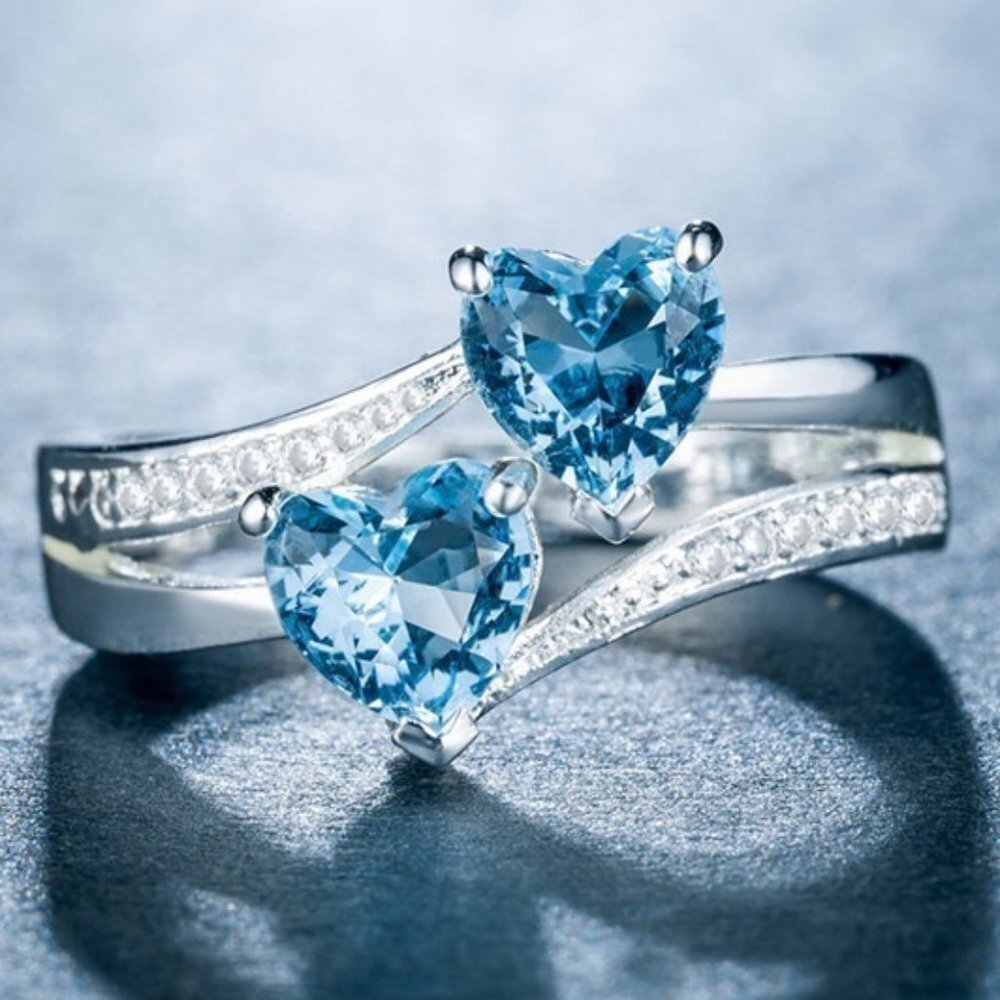 💞925 Silver Plated Sea Blue Heart Cut Emerald Exquisite Ring, GPMB1526